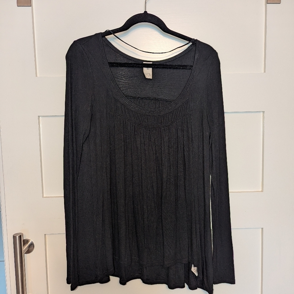 We The Free black long sleeve top. Women's size small. - Picture 1 of 5